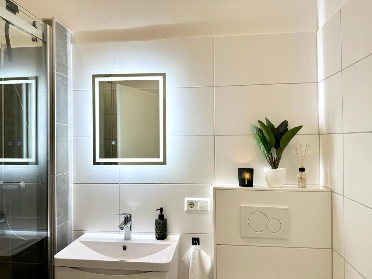 Mystay: Zentral I Design I Prime I Gaeste Wc Heidelberg Exterior photo